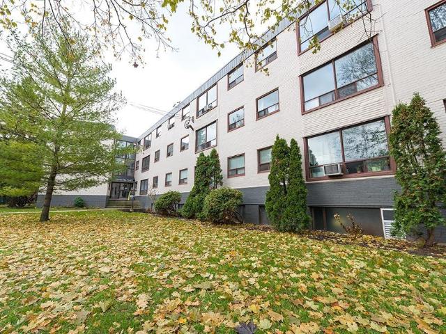 1 Crown Hill Place 1 Bedroom Apartment for Rent at 1 Crown Hill Pl, Toronto, ON M8Y 4C1 Stonegate Queensway