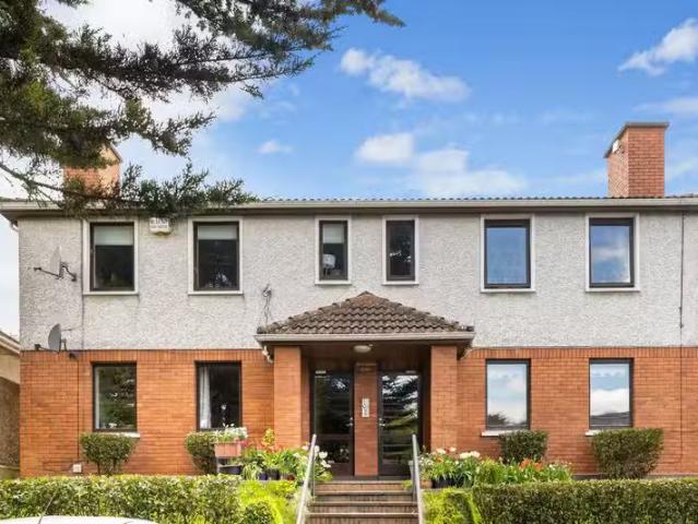 1 Derrickbawn Court, Ballinteer, Dublin 16, D16TK59 is for sale