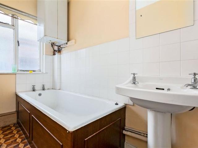 300,000 | 1 Dominick Street & 1 Church Street, Sligo Sherry FitzGerald Draper 4596 MyHome. Ie Residential