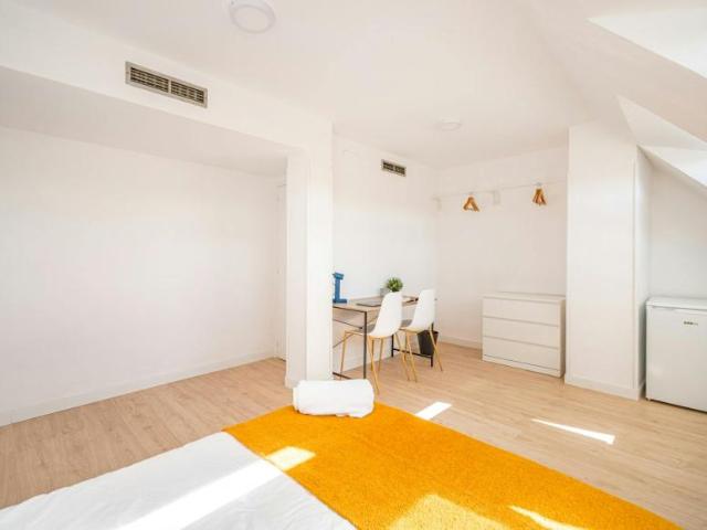 1 Dormitorio Apartamentos Madrid Madrid 103922065