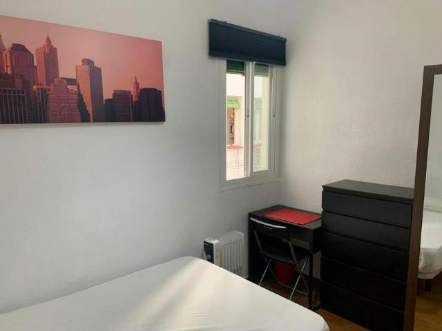 1 Dormitorio Apartamentos Madrid Madrid 103922137