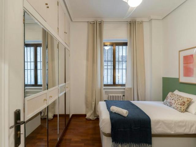 1 Dormitorio Apartamentos Madrid Madrid 103922396