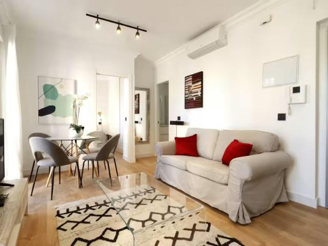 1 Dormitorio Apartamentos Madrid Madrid 97882738
