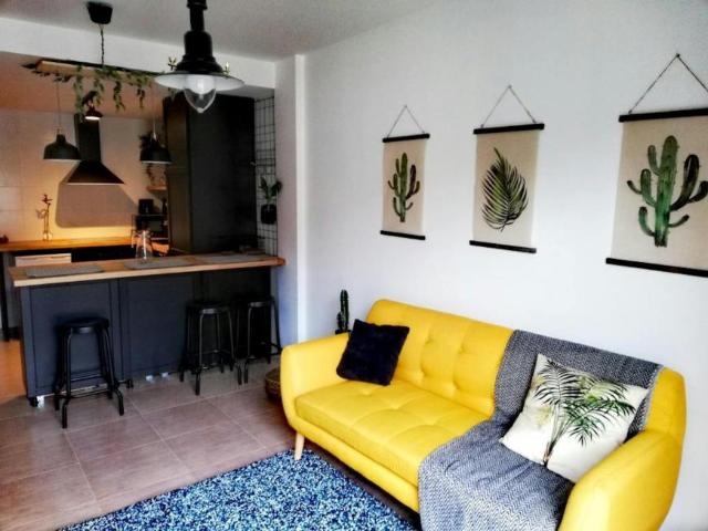 1 Dormitorio Apartamentos Ares Ares LS102814076