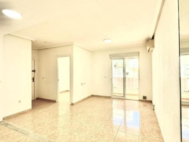 1 Dormitorio Apartamentos Torrevieja Alicante 102086171