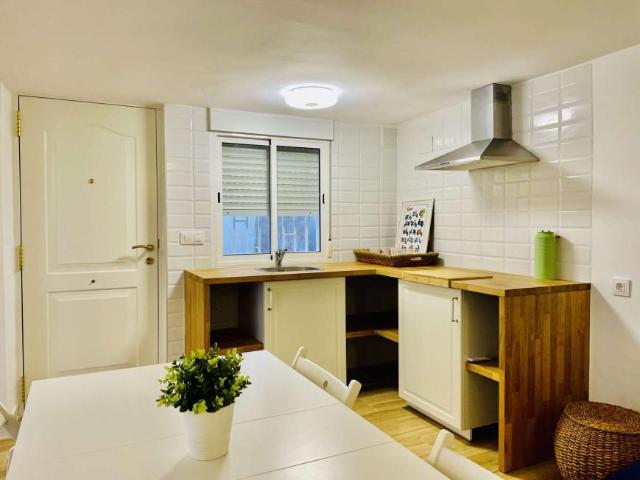 1 Dormitorio Apartamentos Valencia Valencia 104714028