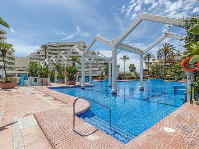 1 DORMITORIO EN BENAL BEACH !