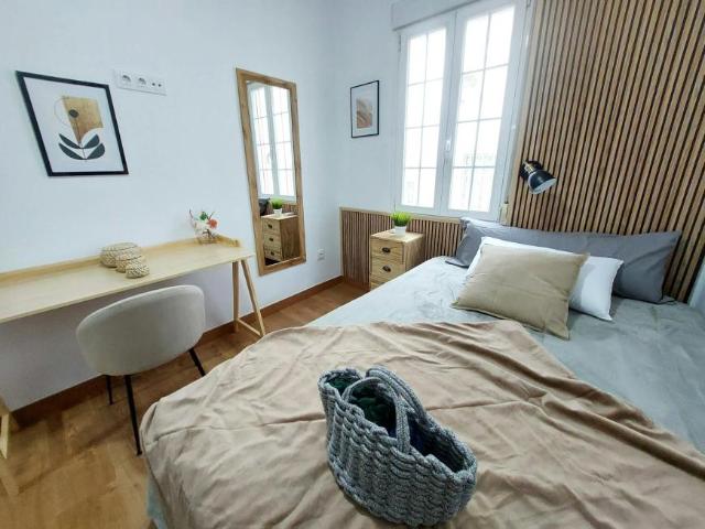 1 Dormitorio Shared Living/Roommate Madrid Madrid 104143351