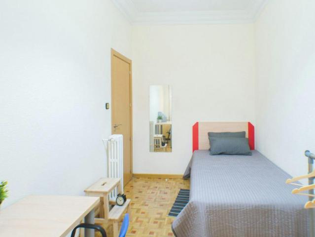 1 Dormitorio Shared Living/Roommate Madrid Madrid 100672487