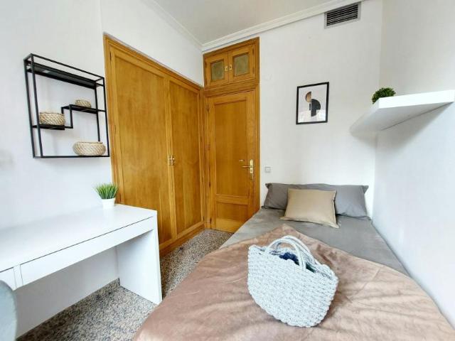 1 Dormitorio Shared Living/Roommate Madrid Madrid 101844137