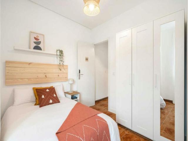 1 Dormitorio Shared Living/Roommate Madrid Madrid 101844634