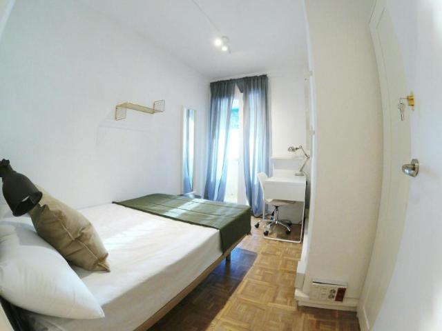 1 Dormitorio Shared Living/Roommate Madrid Madrid 102340767