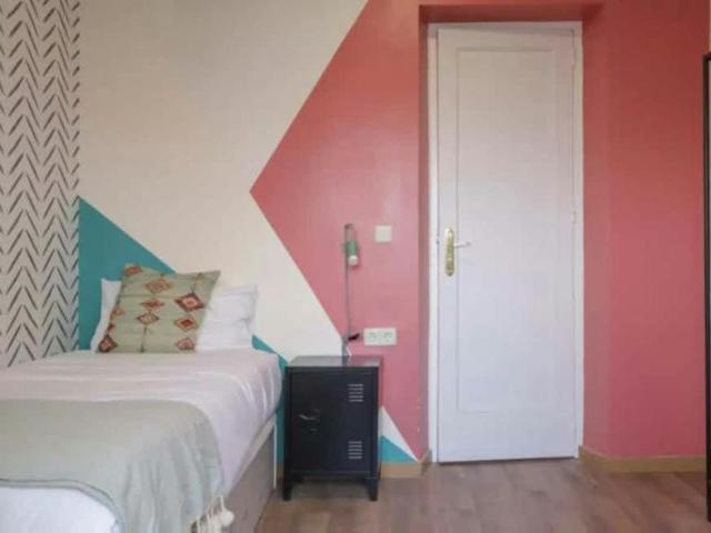 1 Dormitorio Shared Living/Roommate Madrid Madrid 102815240