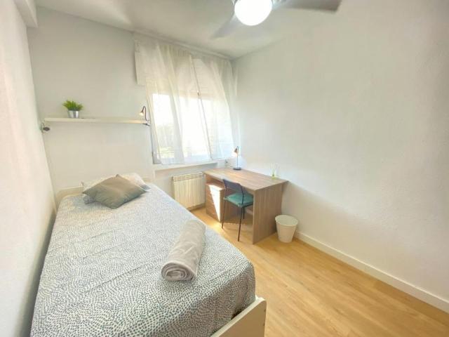 1 Dormitorio Shared Living/Roommate Madrid Madrid 102815447