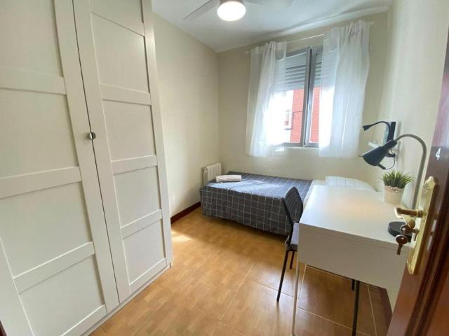 1 Dormitorio Shared Living/Roommate Madrid Madrid 102815842