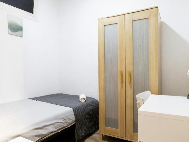 1 Dormitorio Shared Living/Roommate Madrid Madrid 102813382