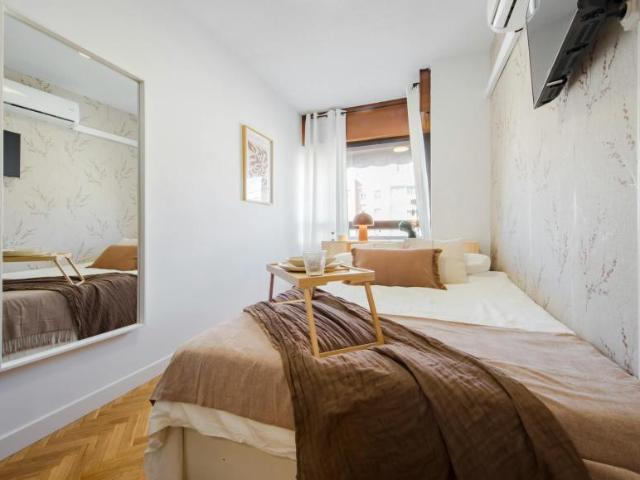 1 Dormitorio Shared Living/Roommate Madrid Madrid 102848968