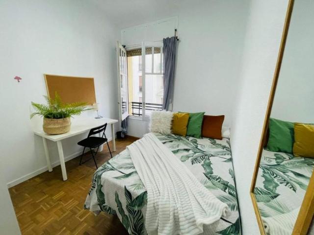 1 Dormitorio Shared Living/Roommate Madrid Madrid 102854292