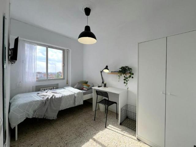 1 Dormitorio Shared Living/Roommate Madrid Madrid 102854857