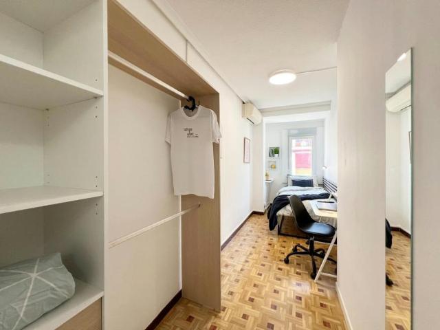 1 Dormitorio Shared Living/Roommate Madrid Madrid 102853066