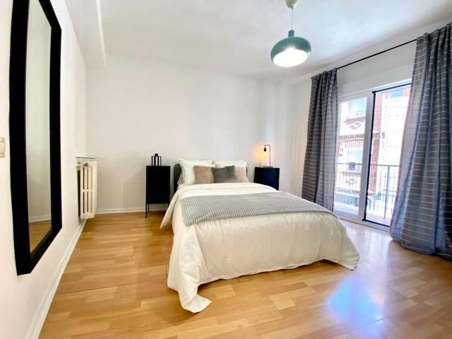 1 Dormitorio Shared Living/Roommate Madrid Madrid 81034261