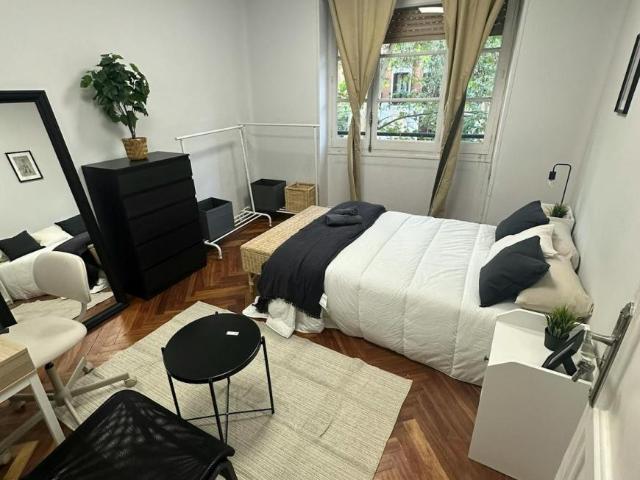 1 Dormitorio Shared Living/Roommate Madrid Madrid 92159242