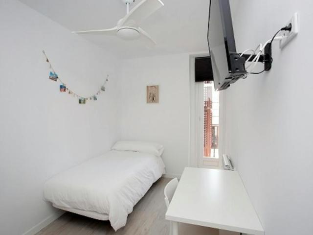 1 Dormitorio Shared Living/Roommate Madrid Madrid 99693535