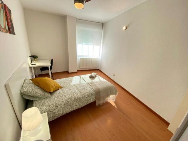 1 Dormitorio Shared Living/Roommate Majadahonda Majadahonda 101792489