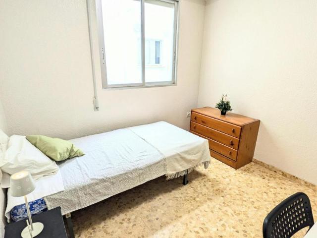 1 Dormitorio Shared Living/Roommate Moncada Moncada 104364377