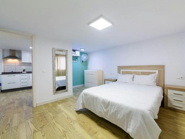1 Dormitorio Shared Living/Roommate Almería Almería 73820475