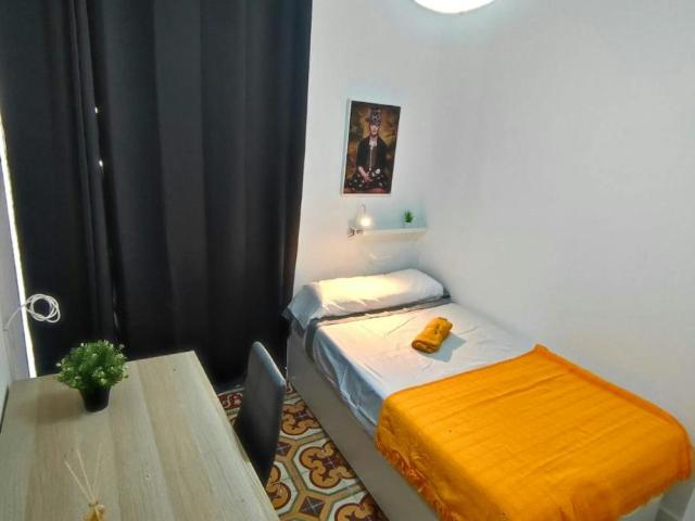 1 Dormitorio Shared Living/Roommate Almería Almería 103696047