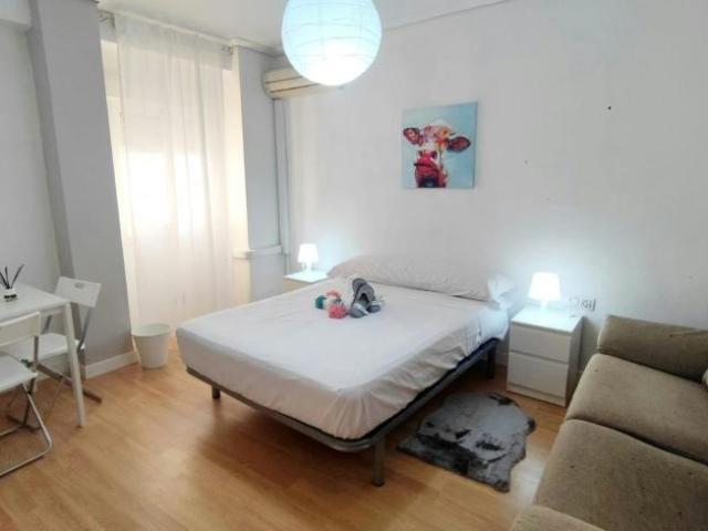 1 Dormitorio Shared Living/Roommate Almería Almería LS94123925