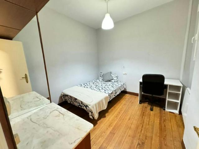 1 Dormitorio Shared Living/Roommate Bilbo Bilbo LS100718474