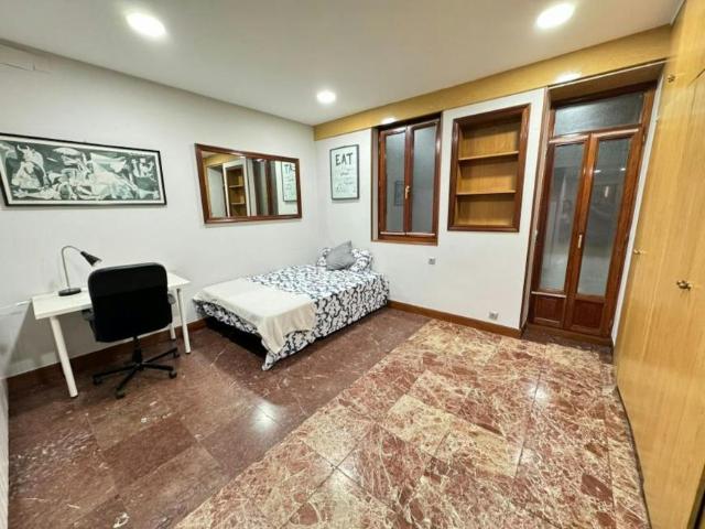 1 Dormitorio Shared Living/Roommate Bilbo Bilbo 100718465