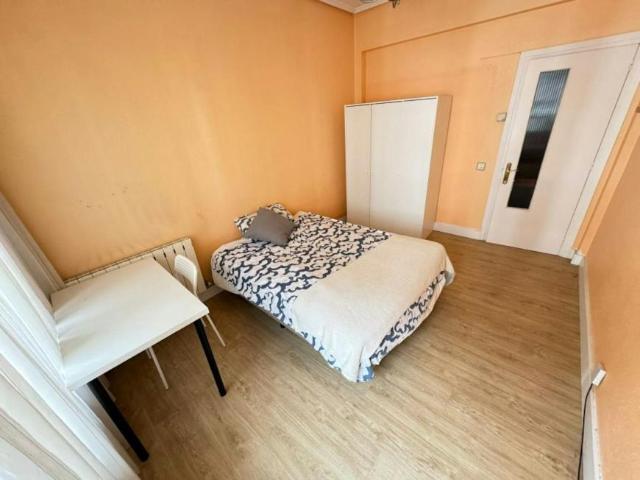1 Dormitorio Shared Living/Roommate Bilbo Bilbo 100718693