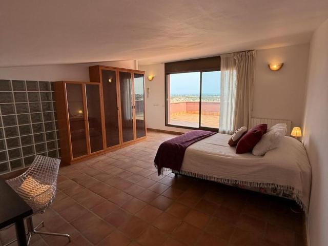 1 Dormitorio Shared Living/Roommate Castelldefels Castelldefels 93885215