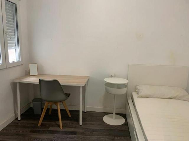 1 Dormitorio Shared Living/Roommate Castelló De La Plana Castelló De La Plana 100728005