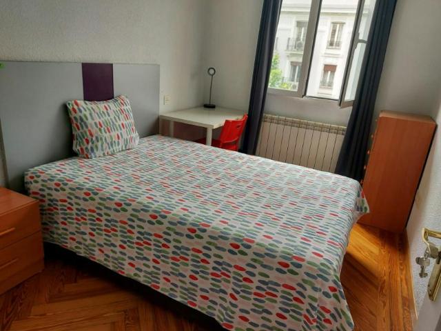 1 Dormitorio Shared Living/Roommate Chamberí Chamberí LS101841698