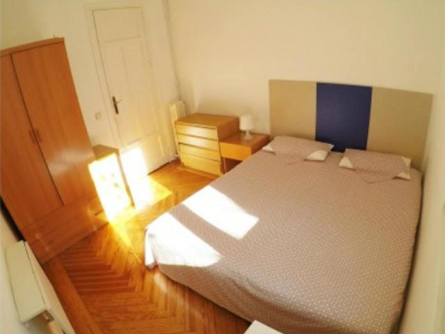 1 Dormitorio Shared Living/Roommate Chamberí Chamberí LS99686304