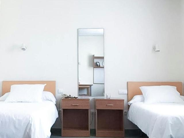 1 Dormitorio Shared Living/Roommate Dos Hermanas Dos Hermanas 102854641