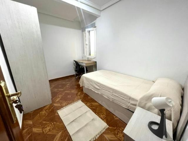 1 Dormitorio Shared Living/Roommate Fuenlabrada Fuenlabrada LS100719983