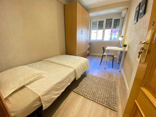 1 Dormitorio Shared Living/Roommate Fuenlabrada Fuenlabrada 100676188