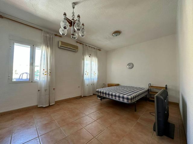 1 Dormitorio Shared Living/Roommate Granada Granada 80230509