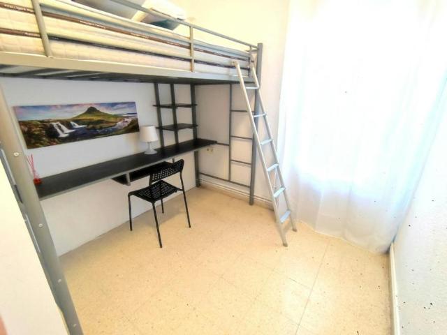 1 Dormitorio Shared Living/Roommate Granada Granada 95022185