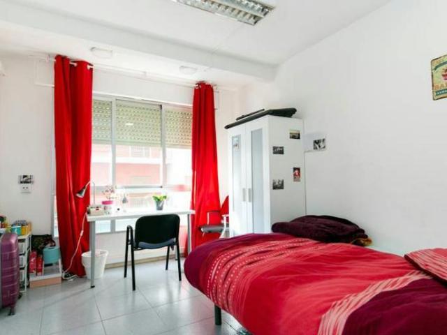 1 Dormitorio Shared Living/Roommate Granada Granada LS100843775