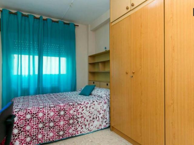 1 Dormitorio Shared Living/Roommate Granada Granada LS101848702