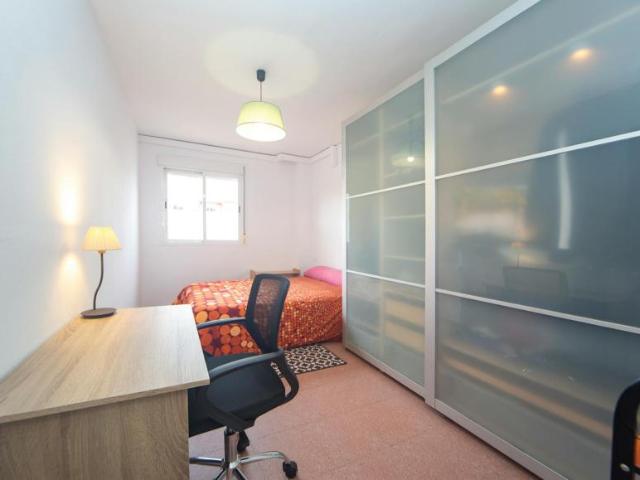 1 Dormitorio Shared Living/Roommate Granada Granada LS101838873