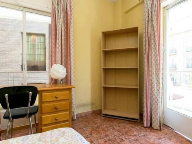 1 Dormitorio Shared Living/Roommate Granada Granada LS102856597
