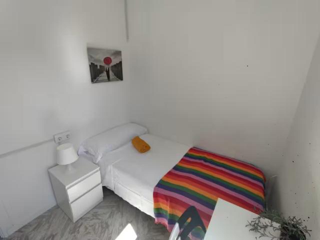 1 Dormitorio Shared Living/Roommate Granada Granada LS95916259