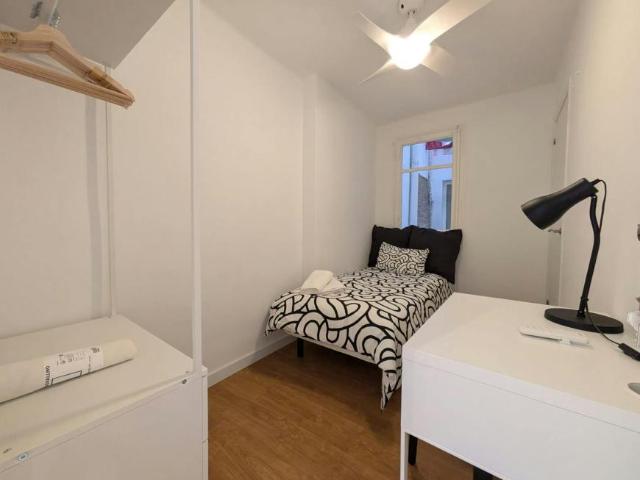1 Dormitorio Shared Living/Roommate L'Hospitalet De Llobregat L'Hospitalet De Llobregat LS101842140